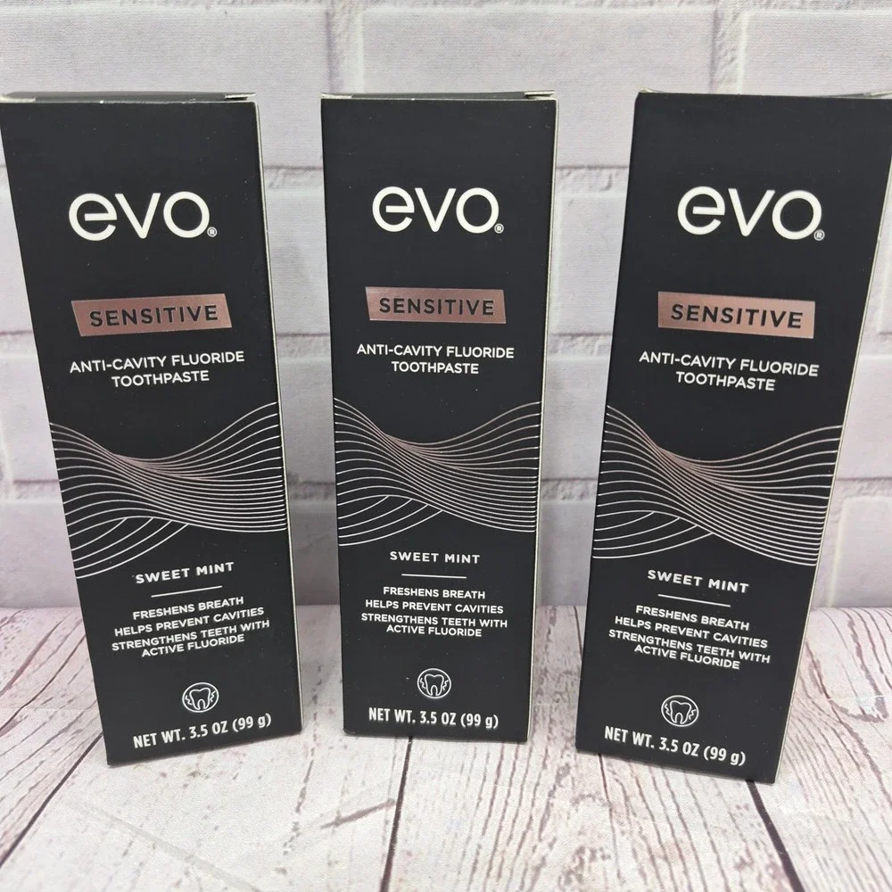 Evo Sensitive Anti-Cavity Fluoride Toothpaste Sweet Mint 3.5oz Lot of 3 Exp 2028